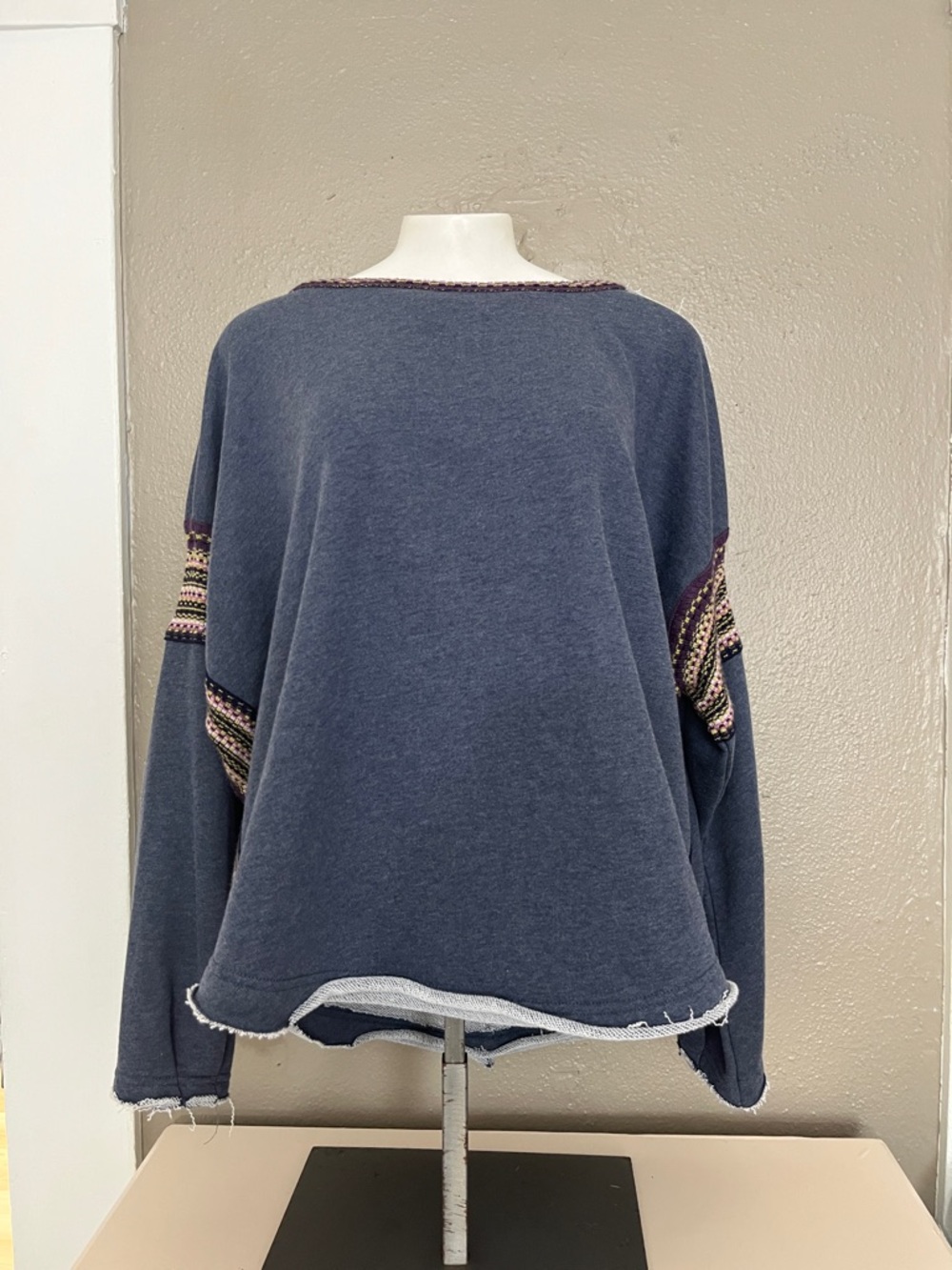 Natural Life Boho Oversized Knit Trim Sweatshirt Blue S/M Raw Hem - Picture 3 of 13